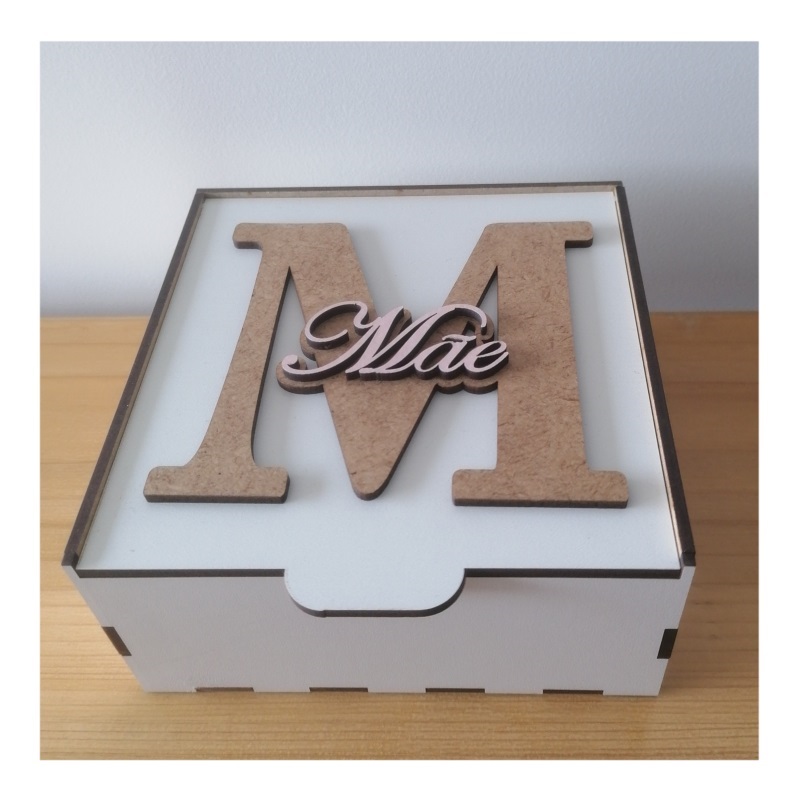 MADEIRA- CAIXA BR. C/TAMPA14X14X6CM C/APLICAÇAO MAE